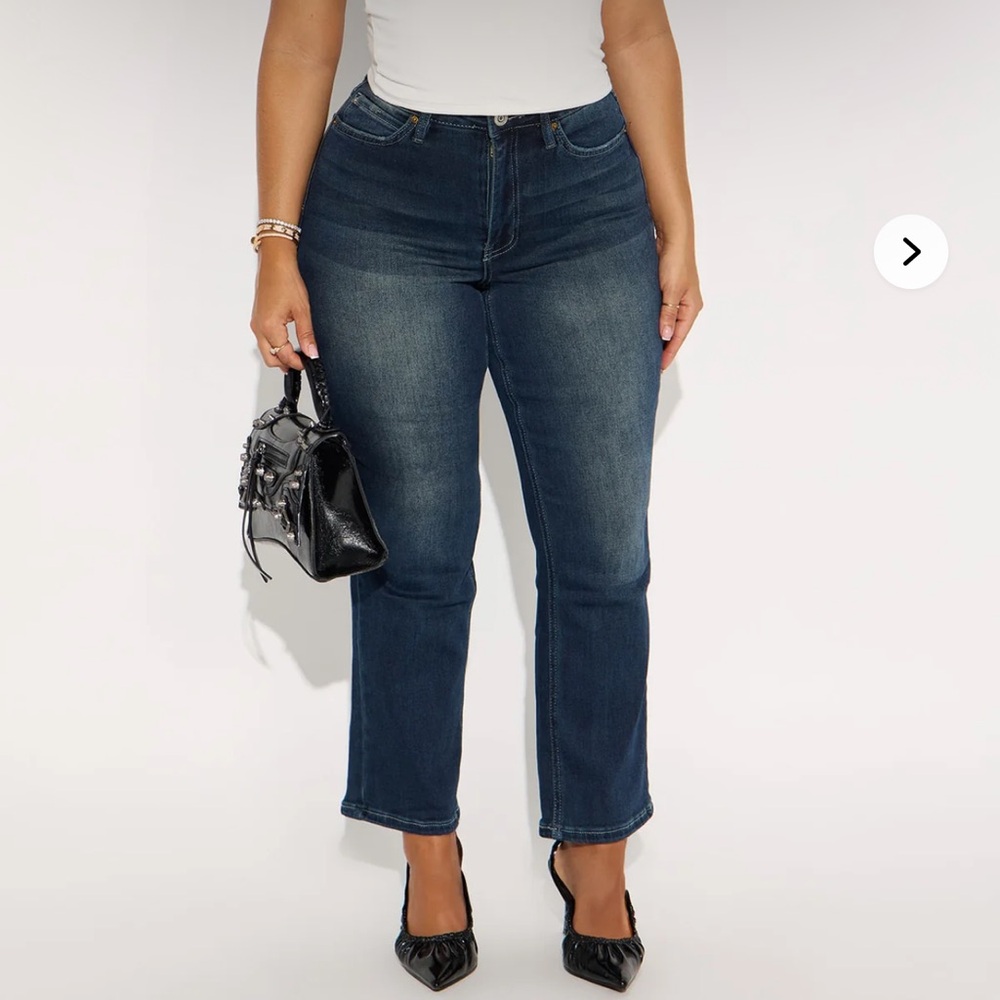 Lakota Straight Leg Jeans - Dark Wash